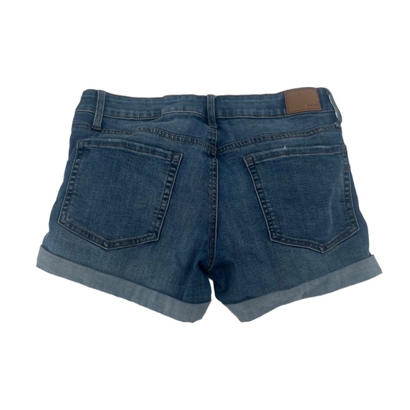 Aeropostale Distressed Cuffed Hem Low Rise Midi Jean Shorts Size 10 Women’s - Picture 3 of 5